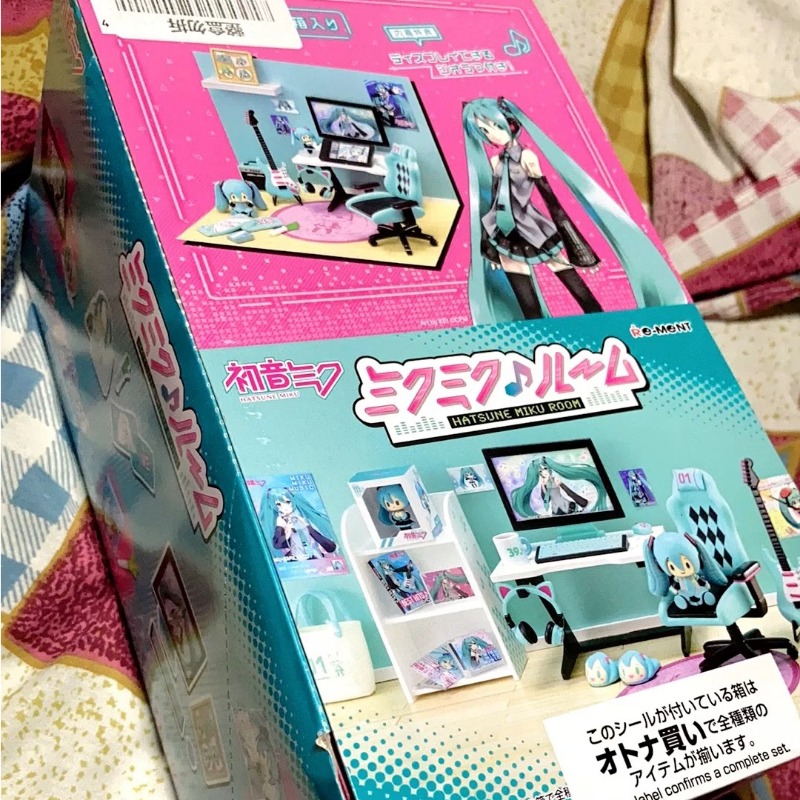 Esports Gaming Free Fire - Kutulu 8 Adet/set Orijinal Anime Hatsune
